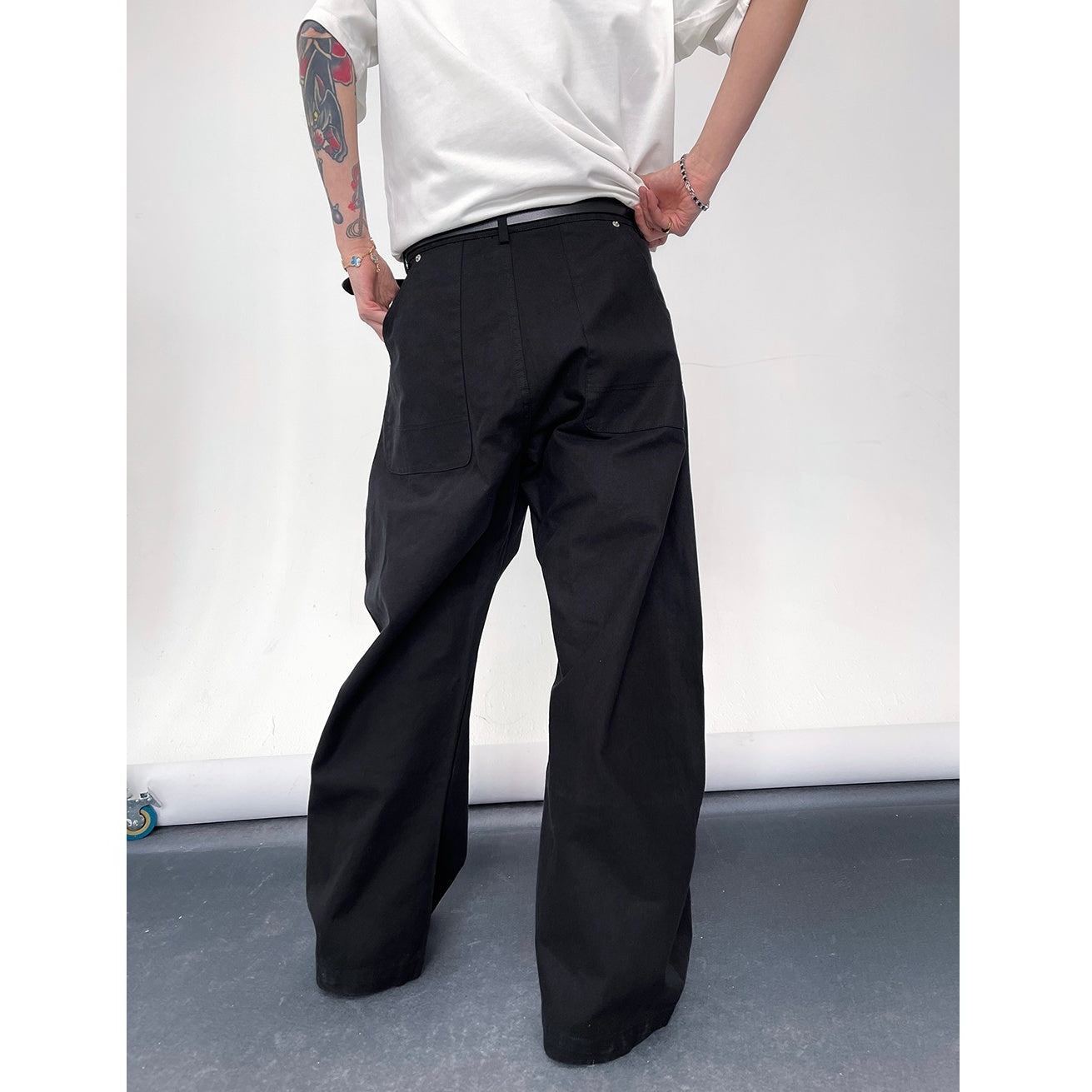 Pleated Scimitar Design Pants EAT120