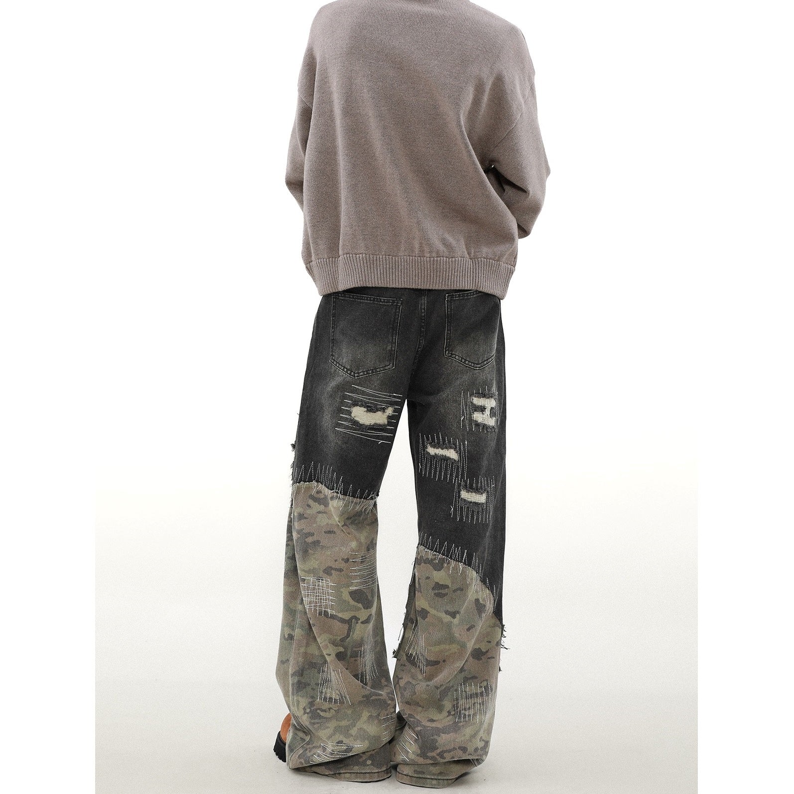 Camouflage Stitched Damage Loose Jeans MB7257