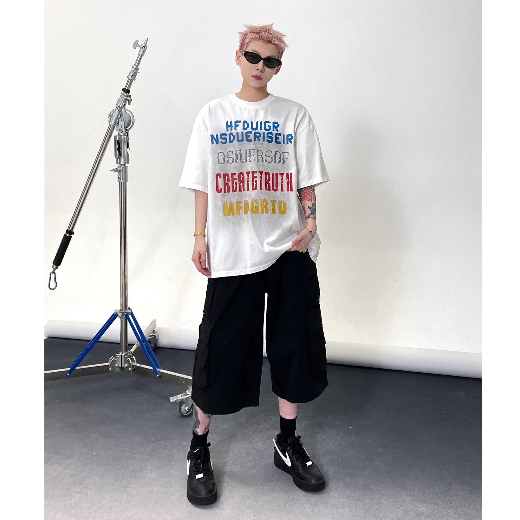 Color Letter Print Spray Painting T-shirt EAT143