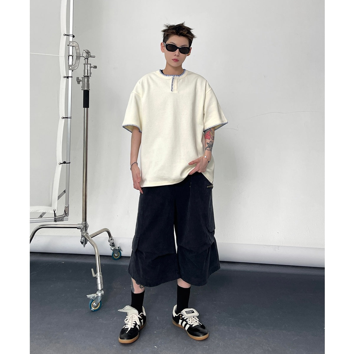 Wash Distressed Cargo Cropped Pants EAT113