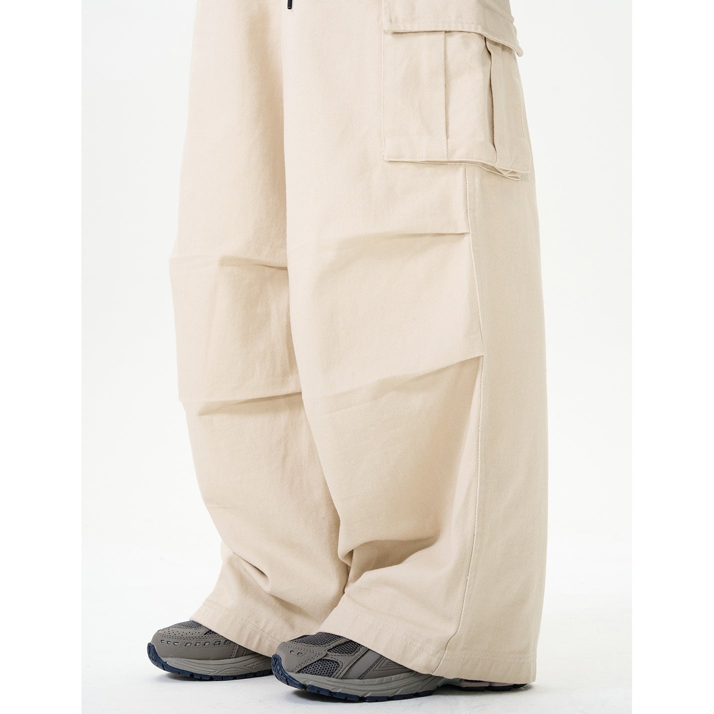 Double-pleated Wide-leg Cargo Pants NA7005