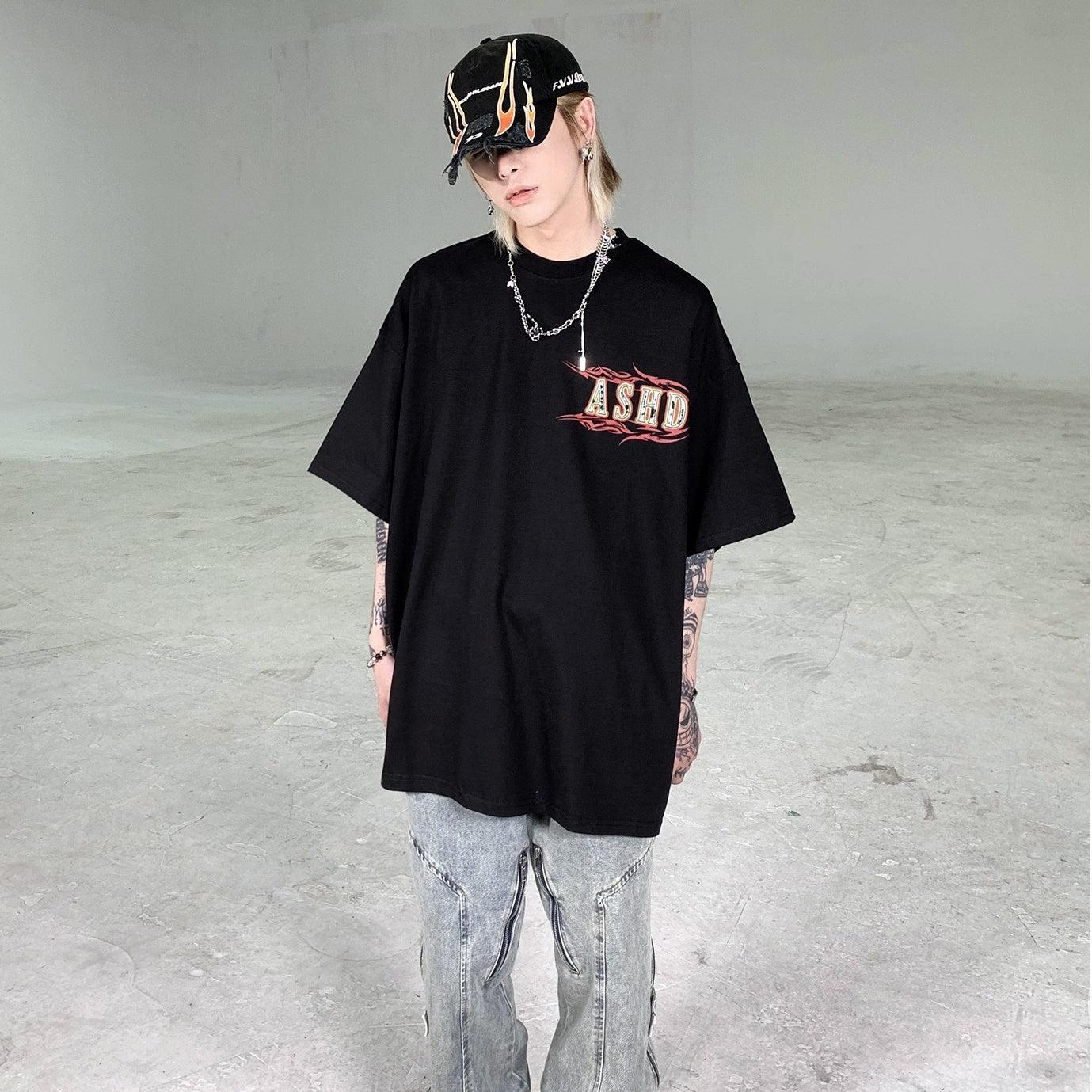 Worn Letter Design Loose T-Shirt MB7010