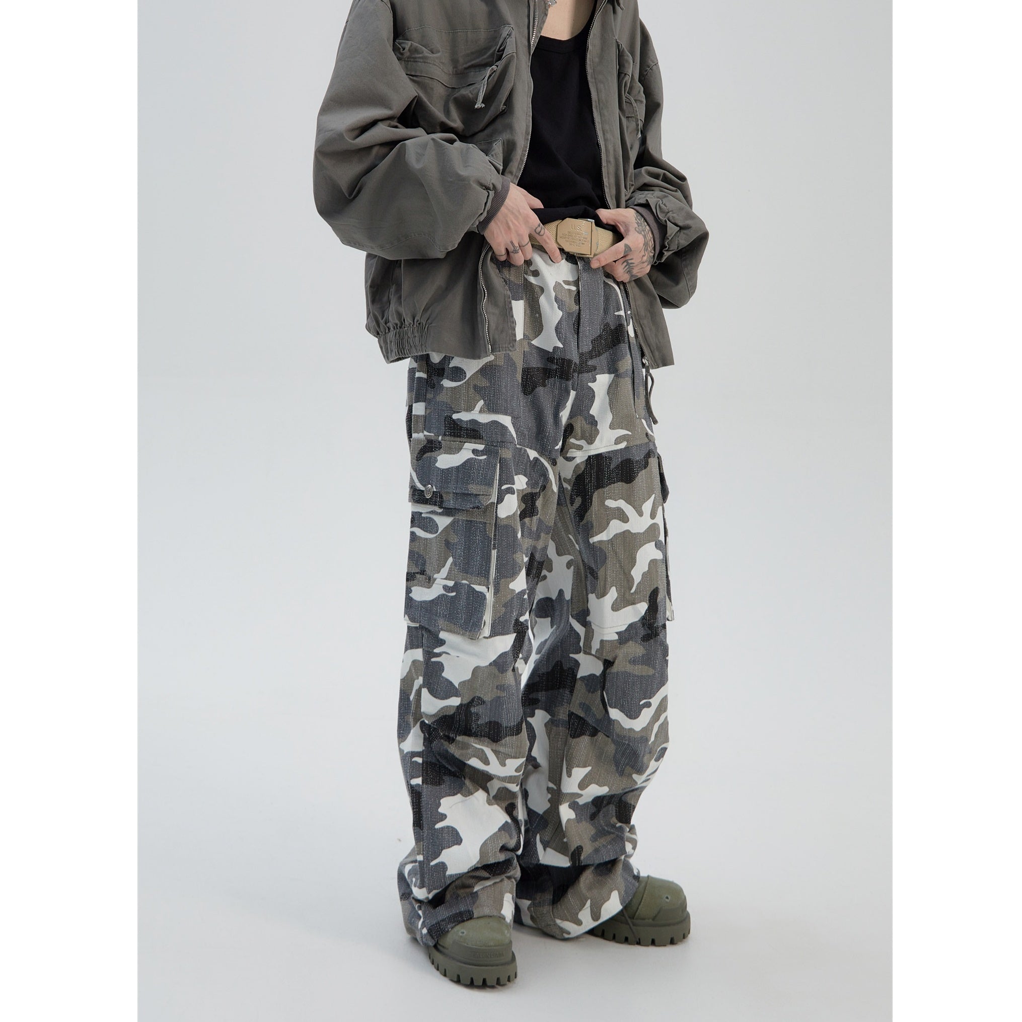 Distressed Wide-leg Camouflage Cargo Pants MB7019