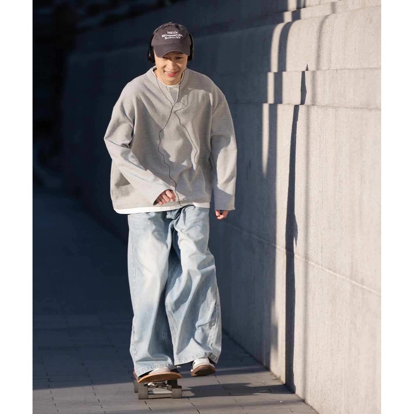 Side Double Pleats Wide Leg Wash Jeans BI2004
