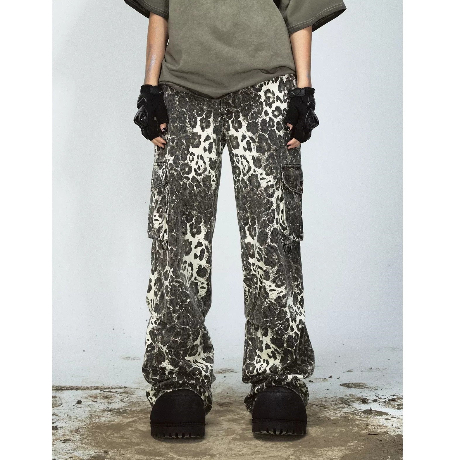 Leopard Print Loose Straight-leg Cargo Pants MB7062