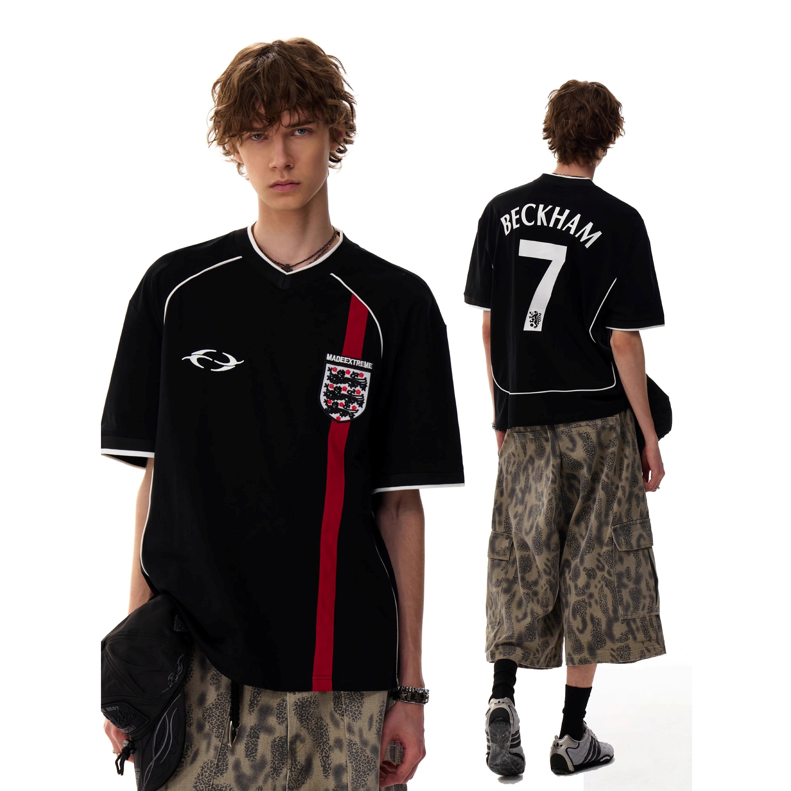 V-Neck Sporty Uniform Design T-shirt MR052