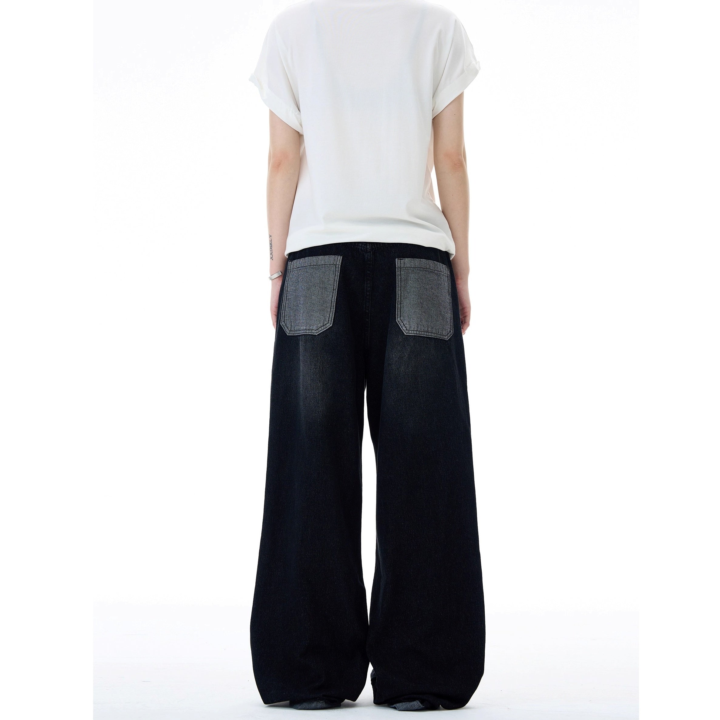 Contrasting Paneled Washed Loose Straight Jeans MD7001