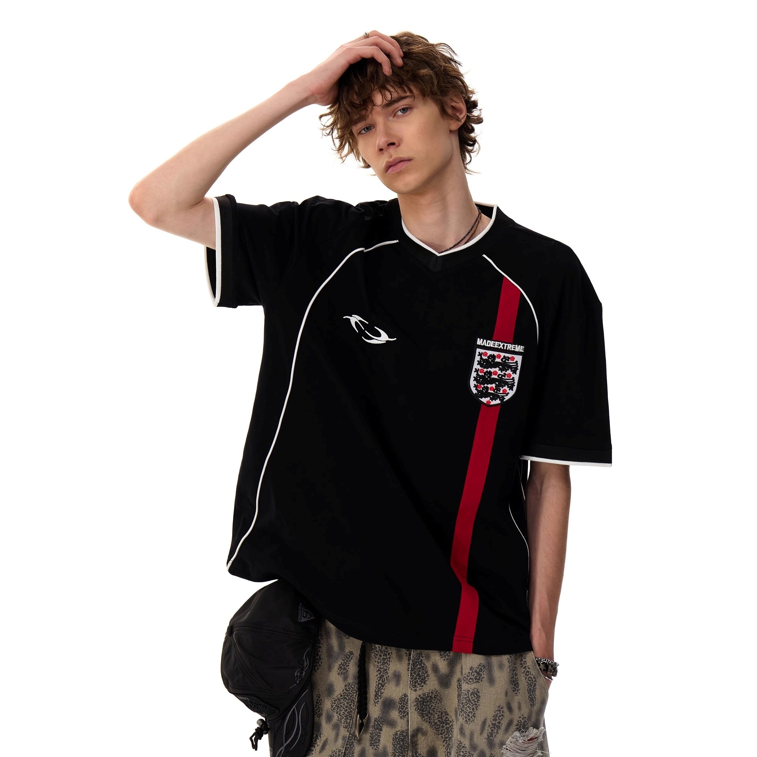 V-Neck Sporty Uniform Design T-shirt MR052