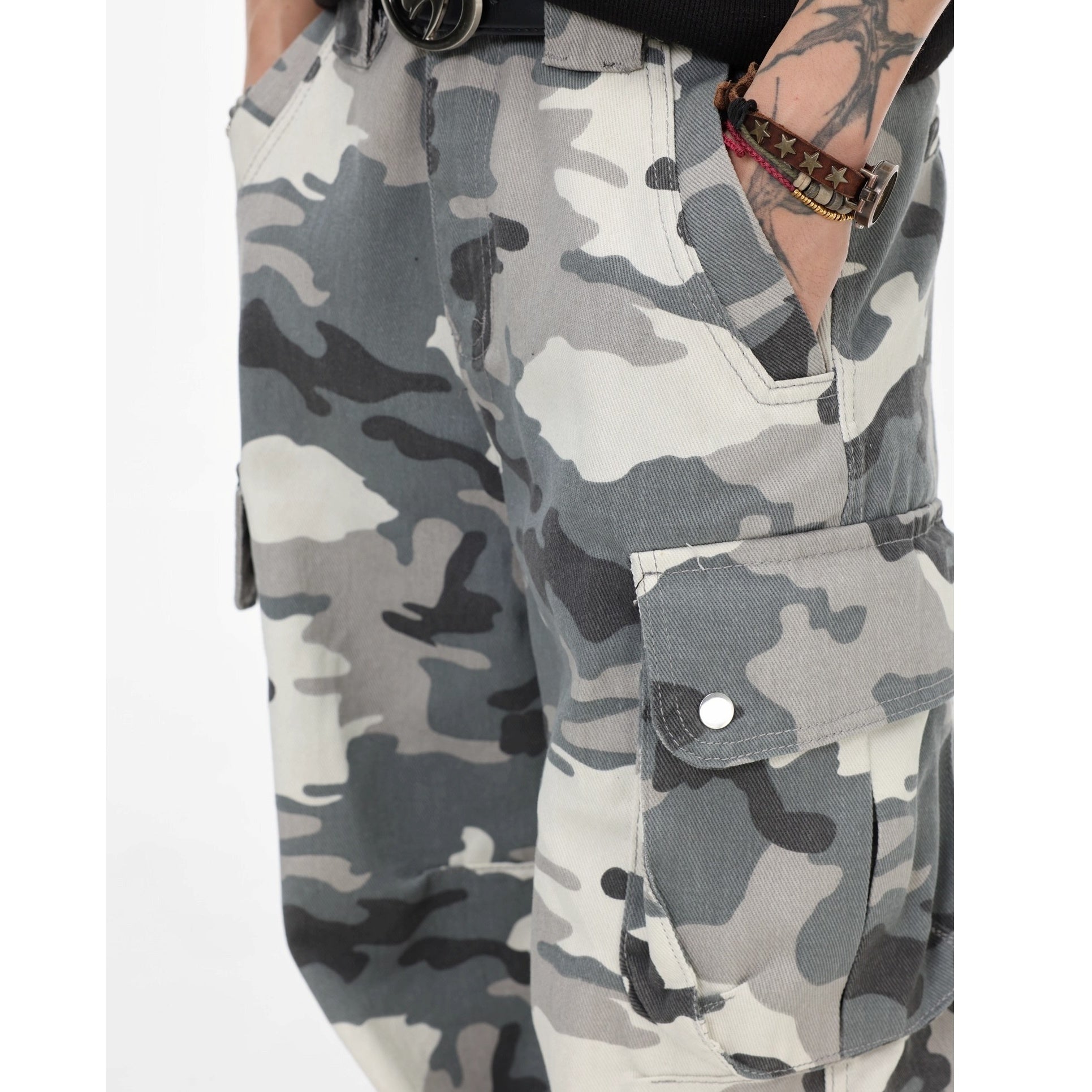 Camouflage Loose Straight Cargo Pants IN7067