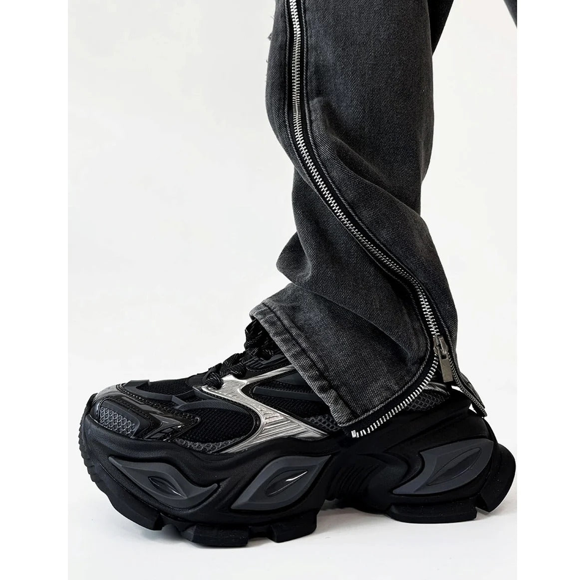 Thick-Sole Heightening Cat's Eye Sneaker MB7372