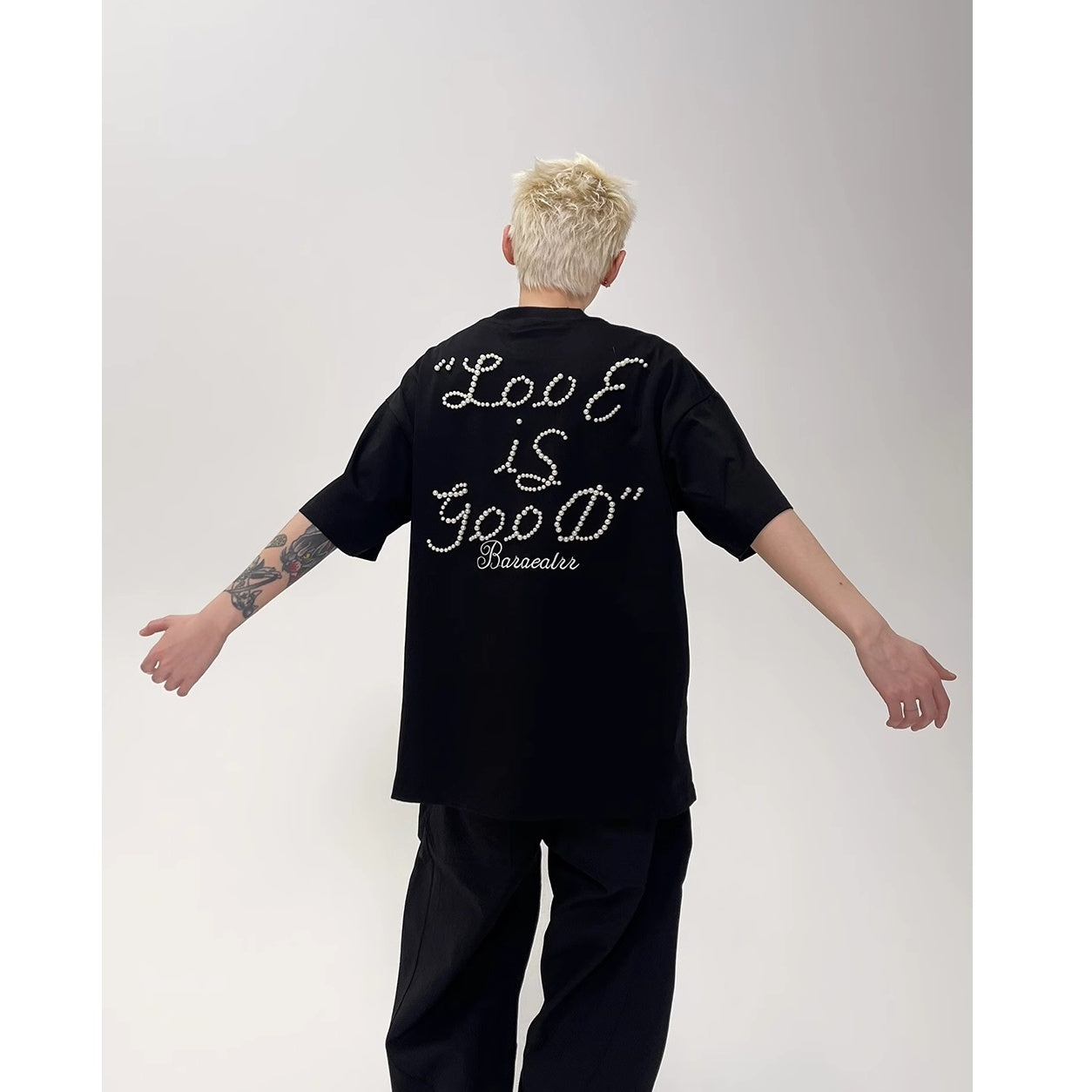 Pearl Letter Slogan T-shirt EAT151