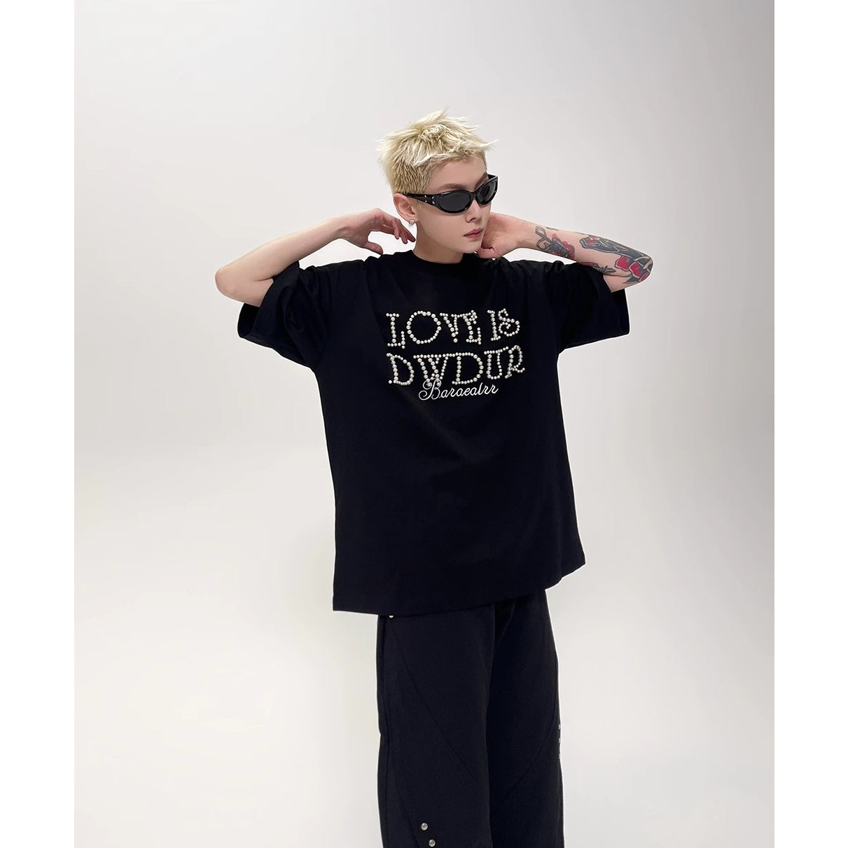 Pearl Letter Slogan T-shirt EAT151