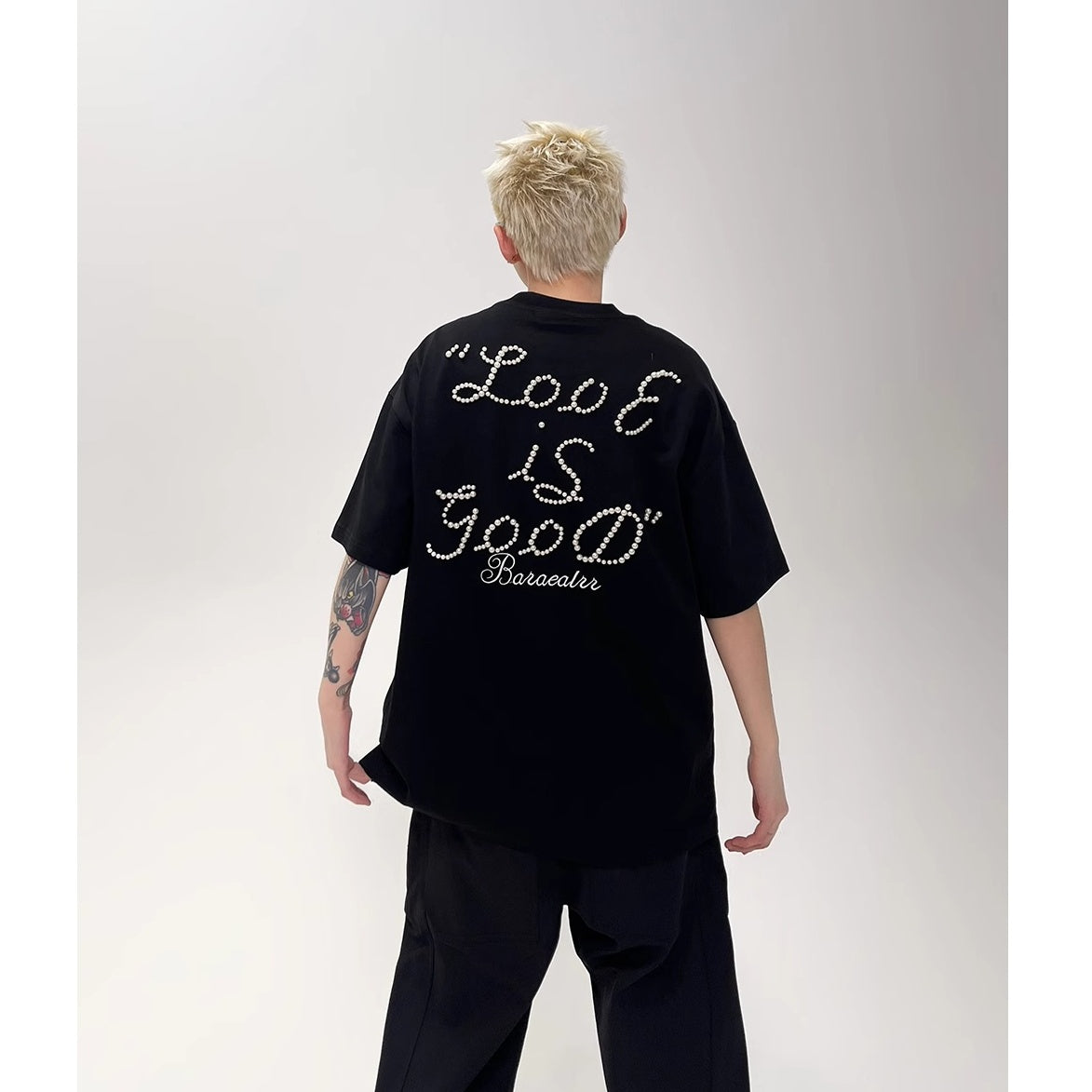 Pearl Letter Slogan T-shirt EAT151