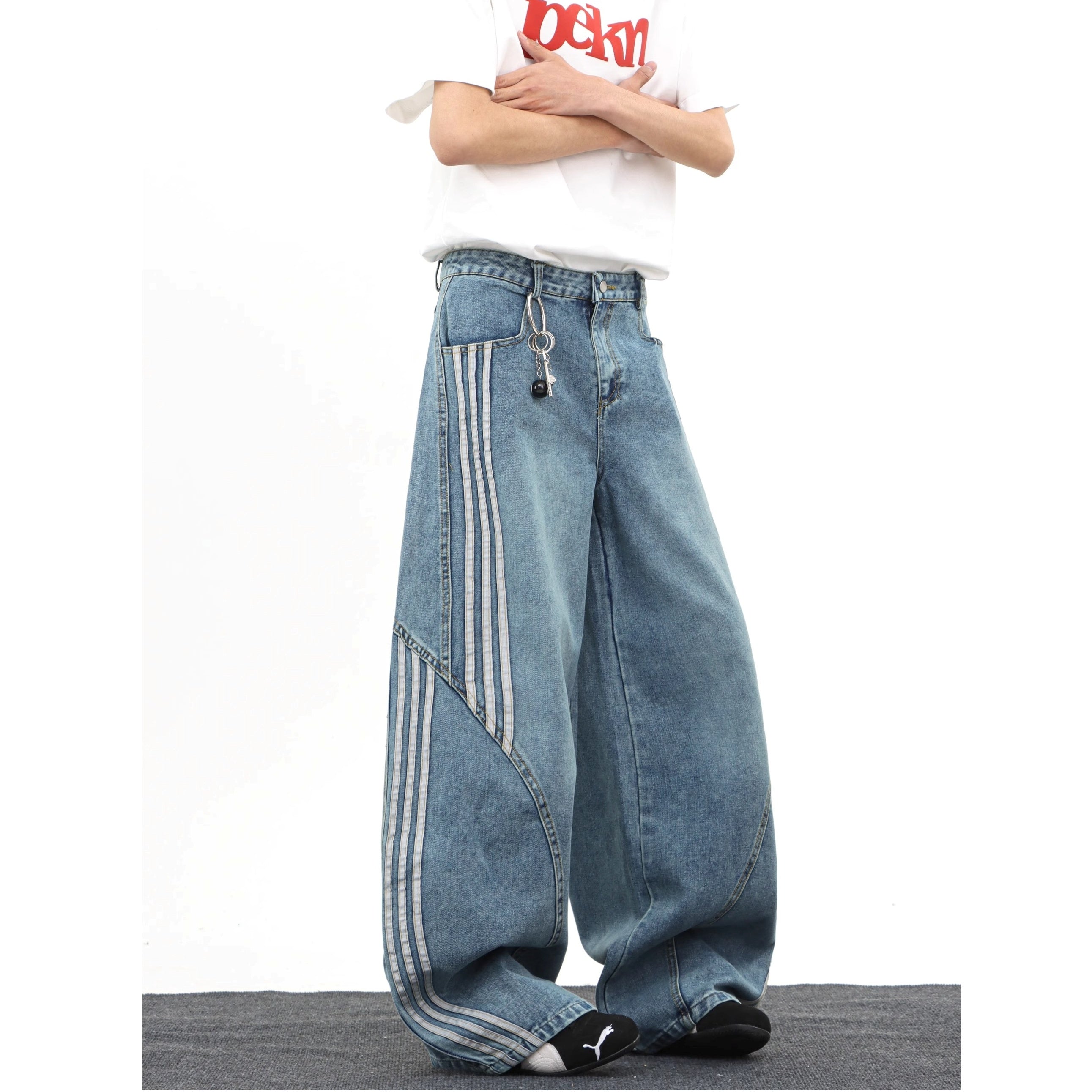 Side Striped Wide Curve Jeans EAT150
