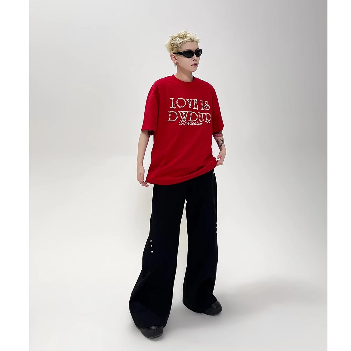 Pearl Letter Slogan T-shirt EAT151