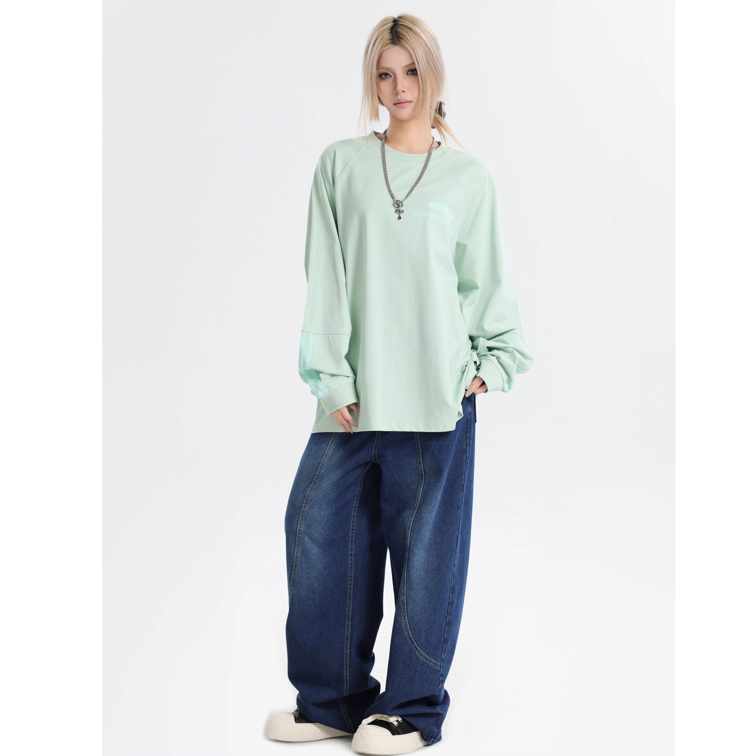 Dotted Line Three Bars LOGO Raglan Long Sleeve T-Shirt IN7071