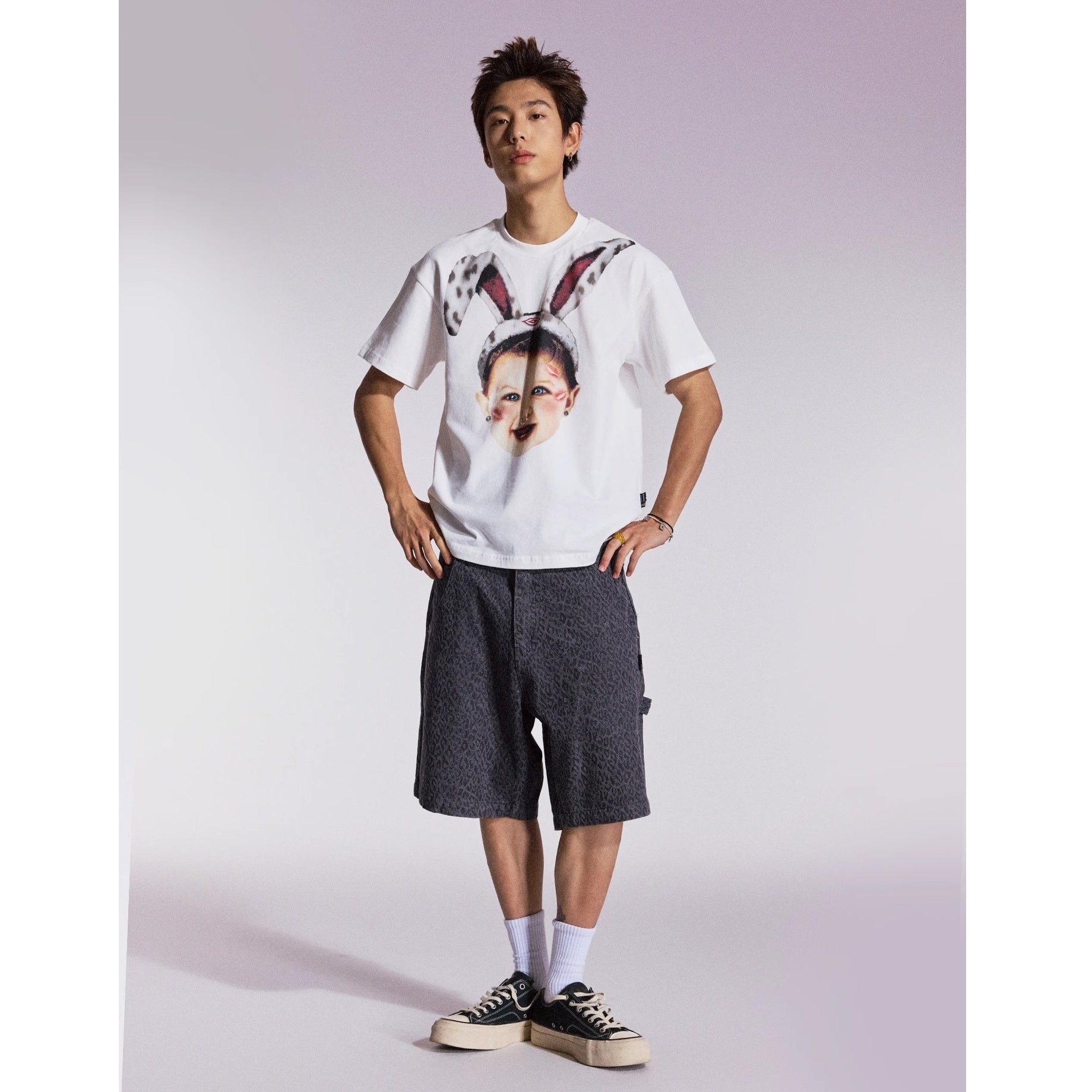 Fun Rabbit Treasure Print T-shirt MB7359