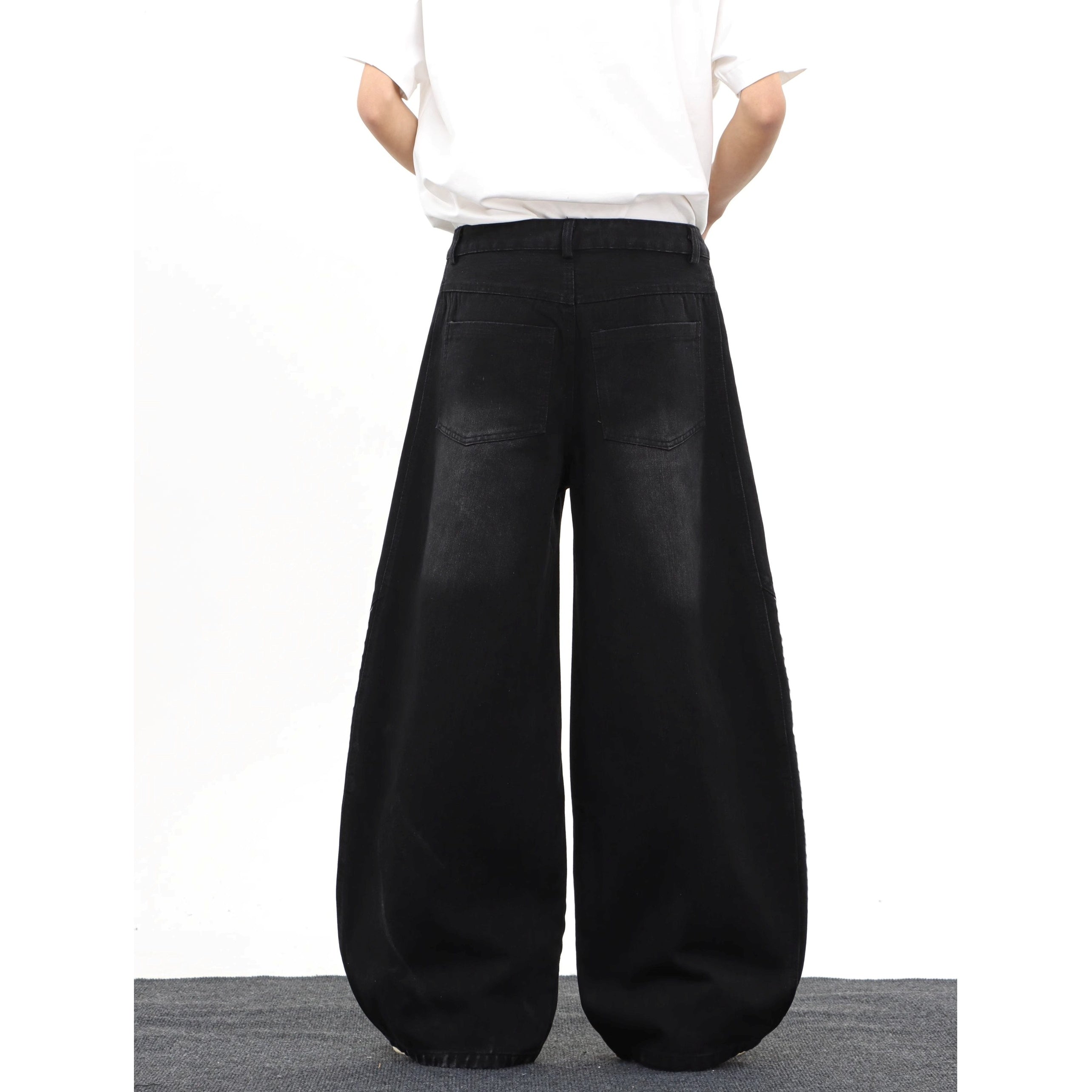 Side Striped Wide Curve Jeans EAT150