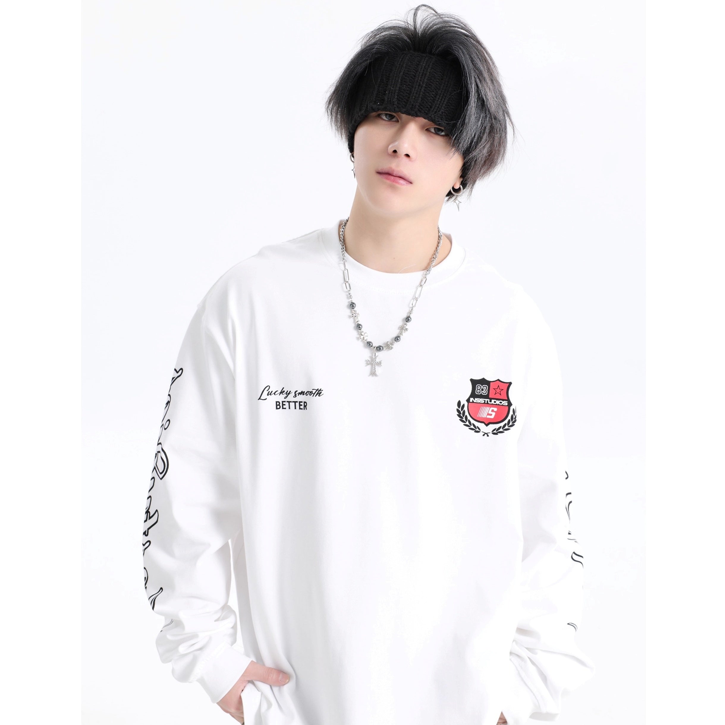 Retro Badge Print LOGO Long Sleeve T-Shirt IN7072