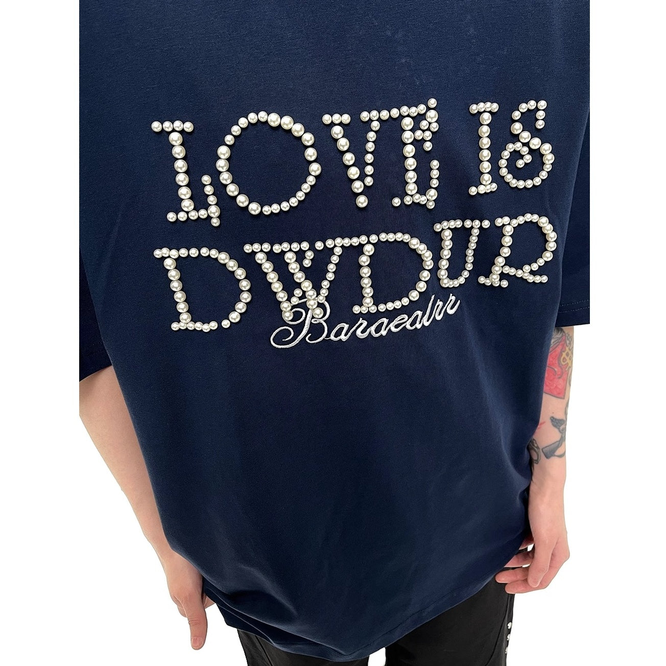 Pearl Letter Slogan T-shirt EAT151