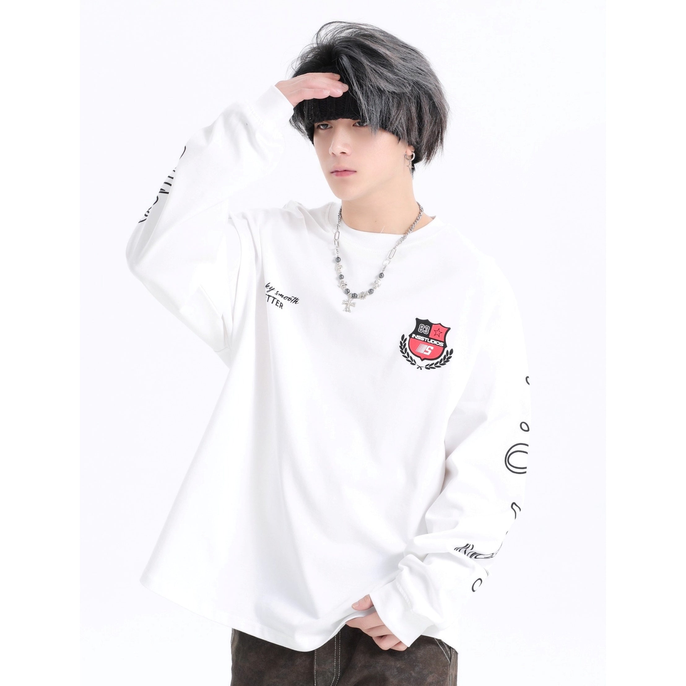 Retro Badge Print LOGO Long Sleeve T-Shirt IN7072