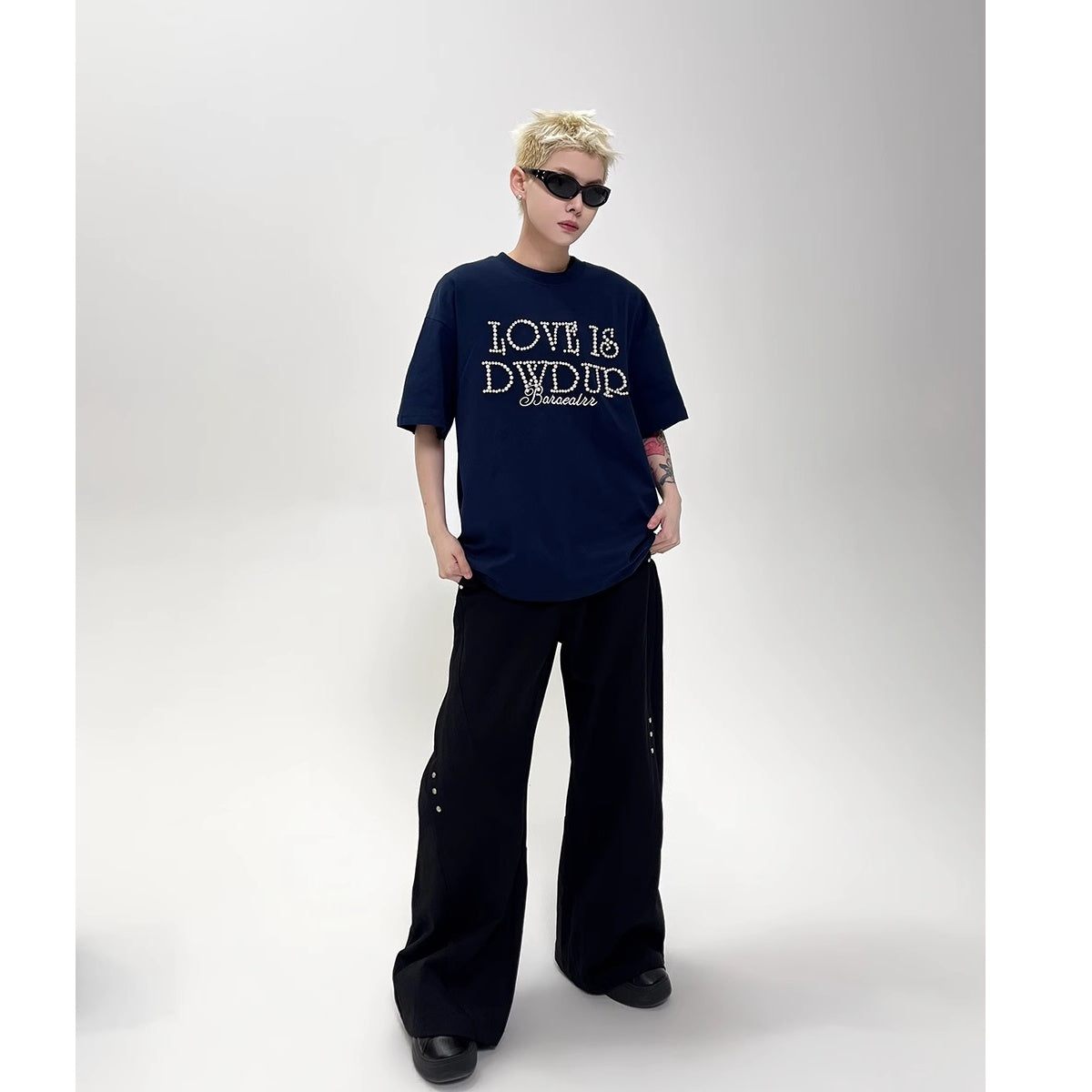 Pearl Letter Slogan T-shirt EAT151