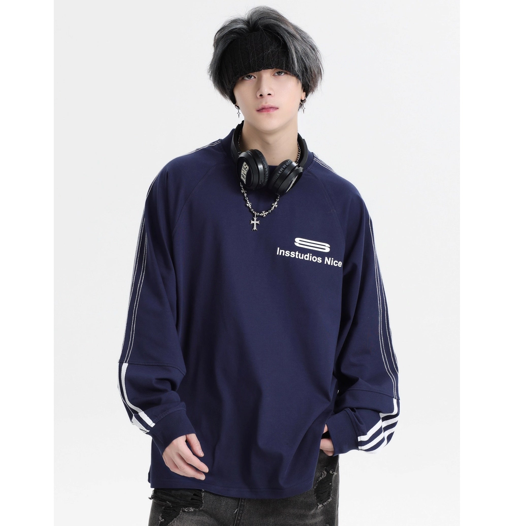 Dotted Line Three Bars LOGO Raglan Long Sleeve T-Shirt IN7071