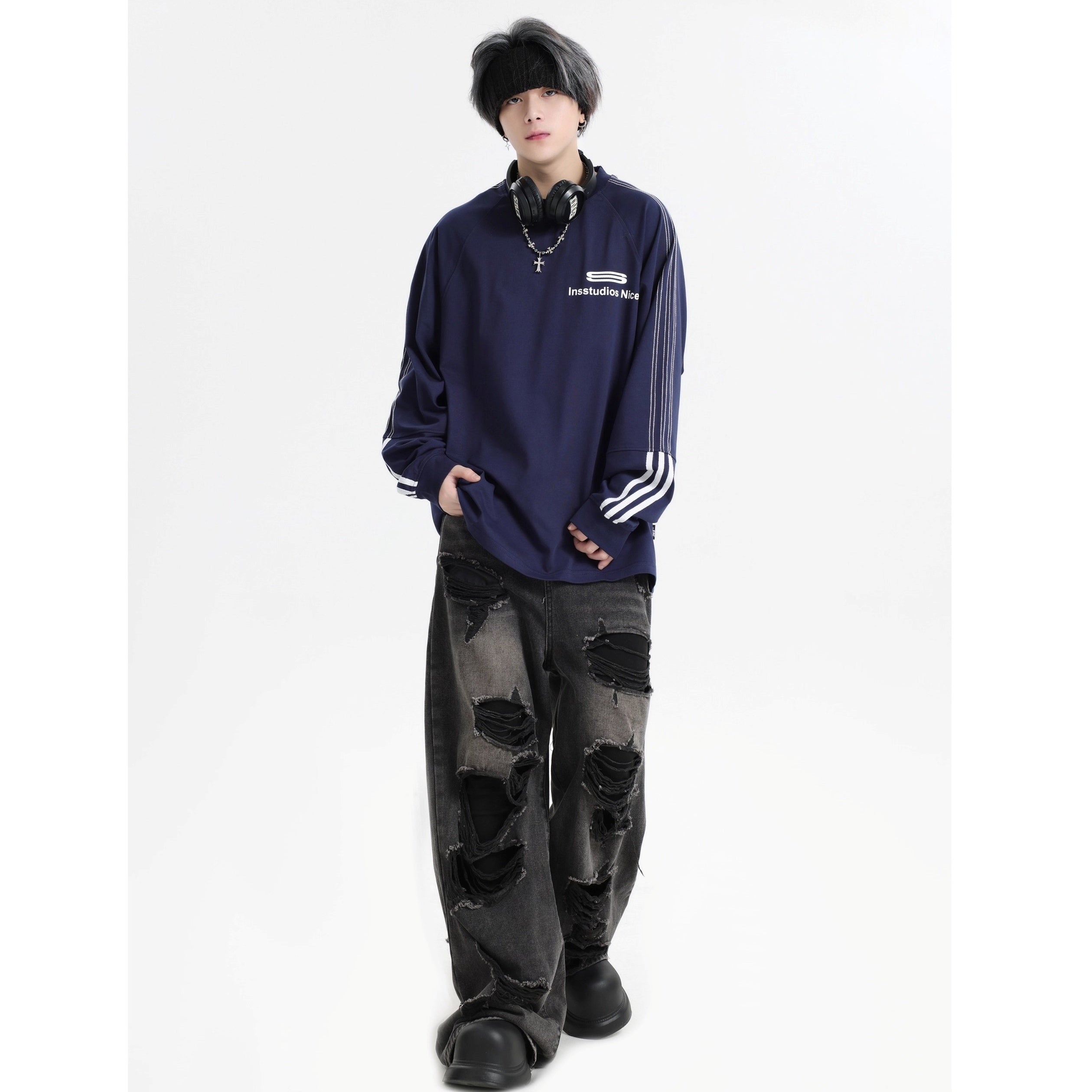 Dotted Line Three Bars LOGO Raglan Long Sleeve T-Shirt IN7071