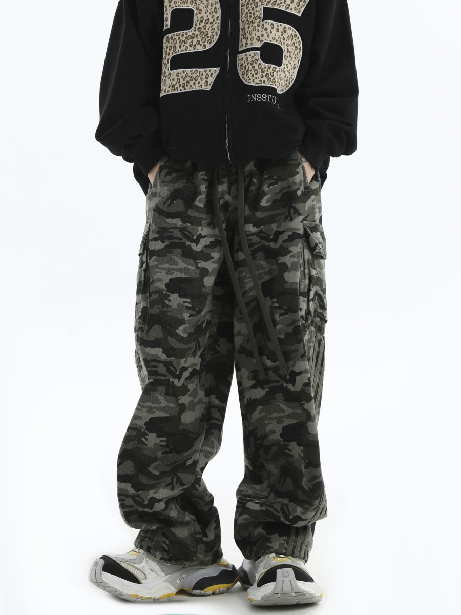 Three-bar Camouflage Cargo Pants IN7052