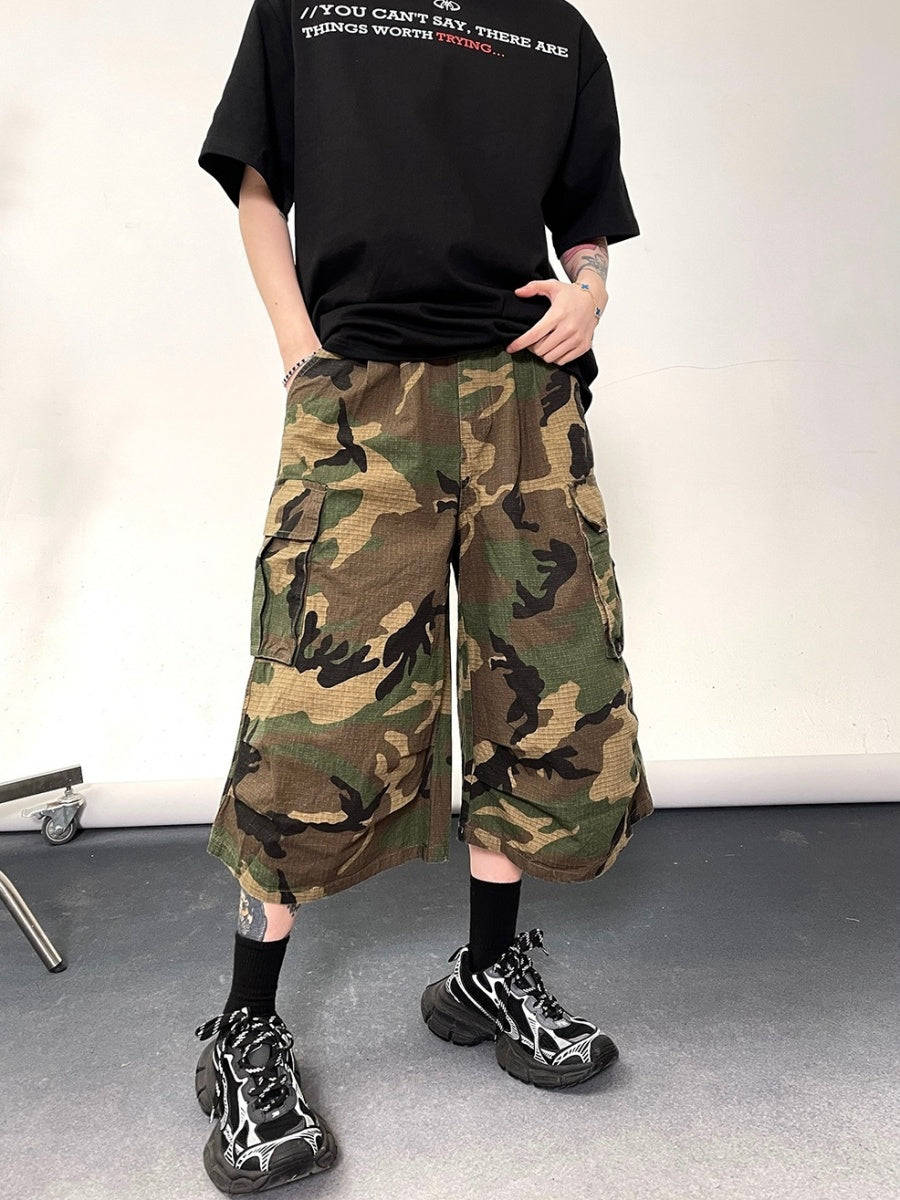 Camouflage Cropped Wide Cargo Pants EAT116