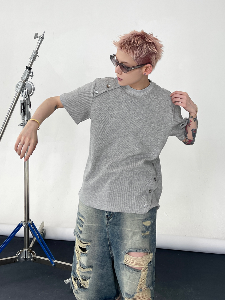 Button Embellishment Small Fit T-shirt EAT132