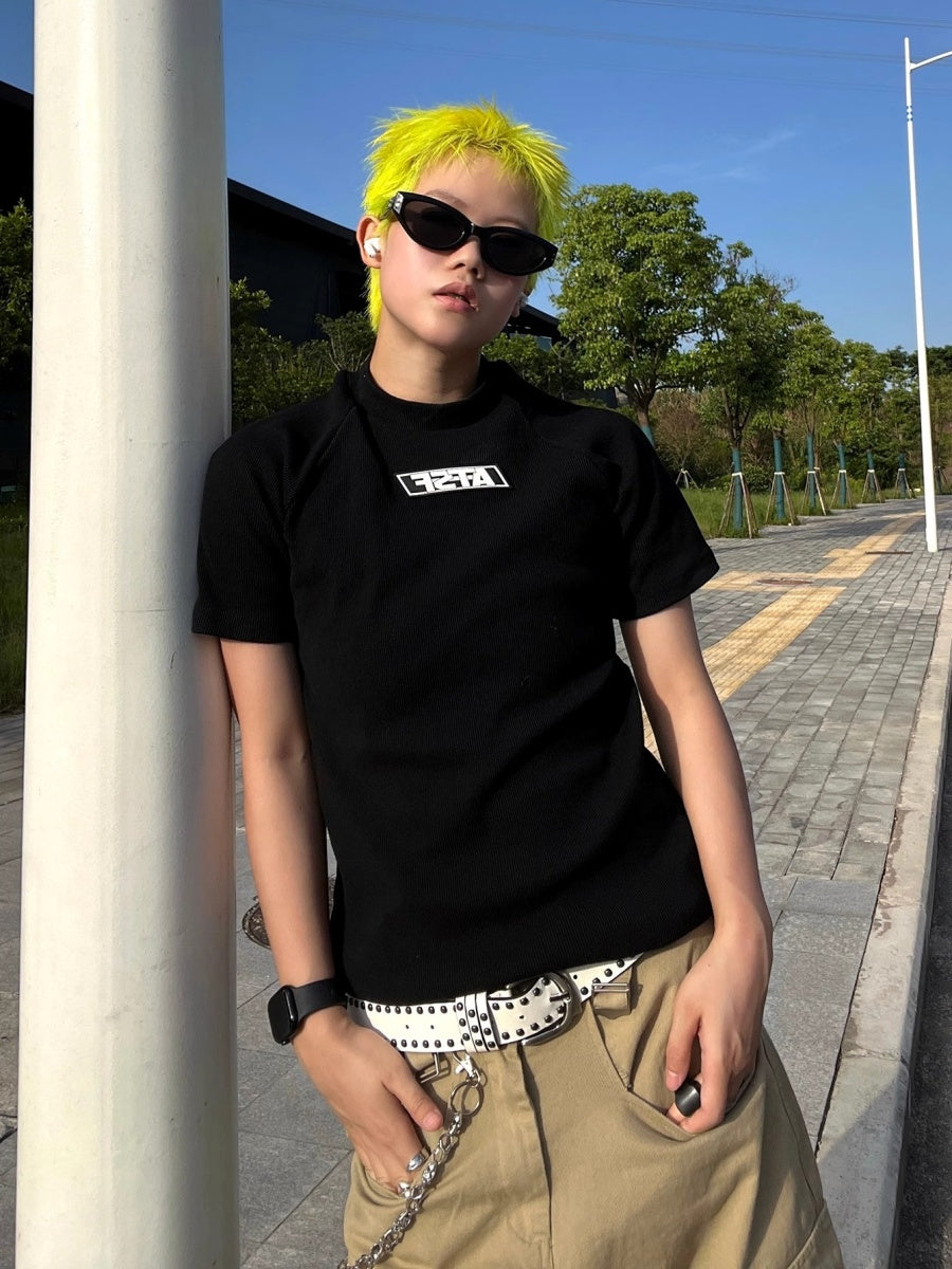 Bottle-neck Letter Slim T-shirt EAT178